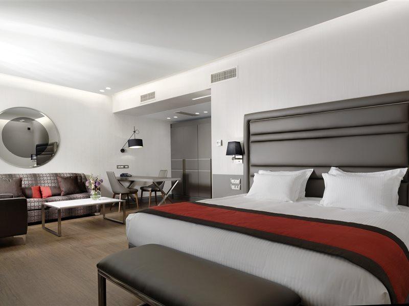 אתונה Holiday Suites מראה חיצוני תמונה